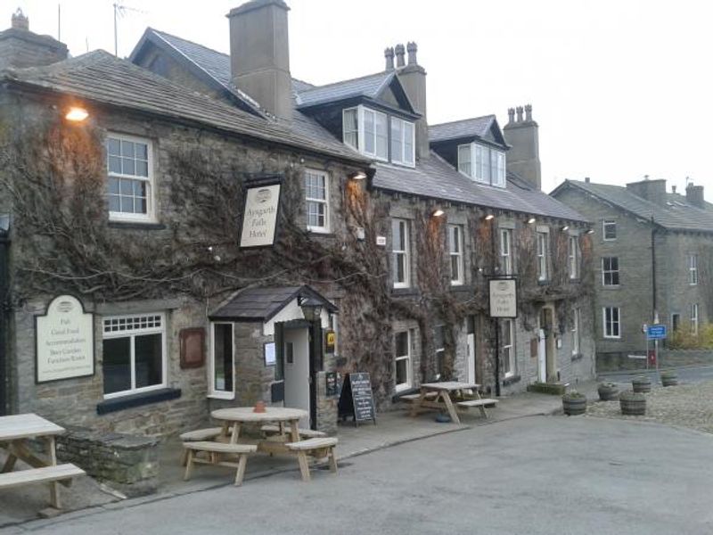 Aysgarth Falls Hotel, Aysgarth. (Pub, External). Published on 06-07-2014