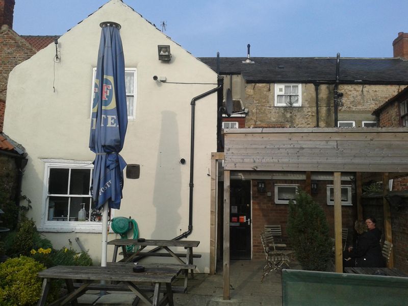 Waggon & Horses, Bedale - beer garden. (Pub, External, Garden, Key). Published on 26-07-2018