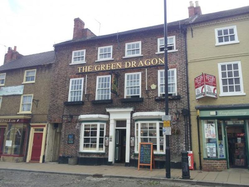 Green Dragon, Bedale. (Pub, External). Published on 30-11-2013 