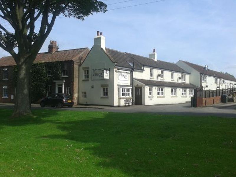 Vilage Inn, Brompton. (Pub, External). Published on 06-07-2014