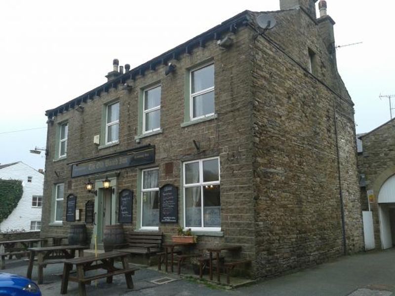 Old Board, Hawes. (Pub, External). Published on 06-07-2014
