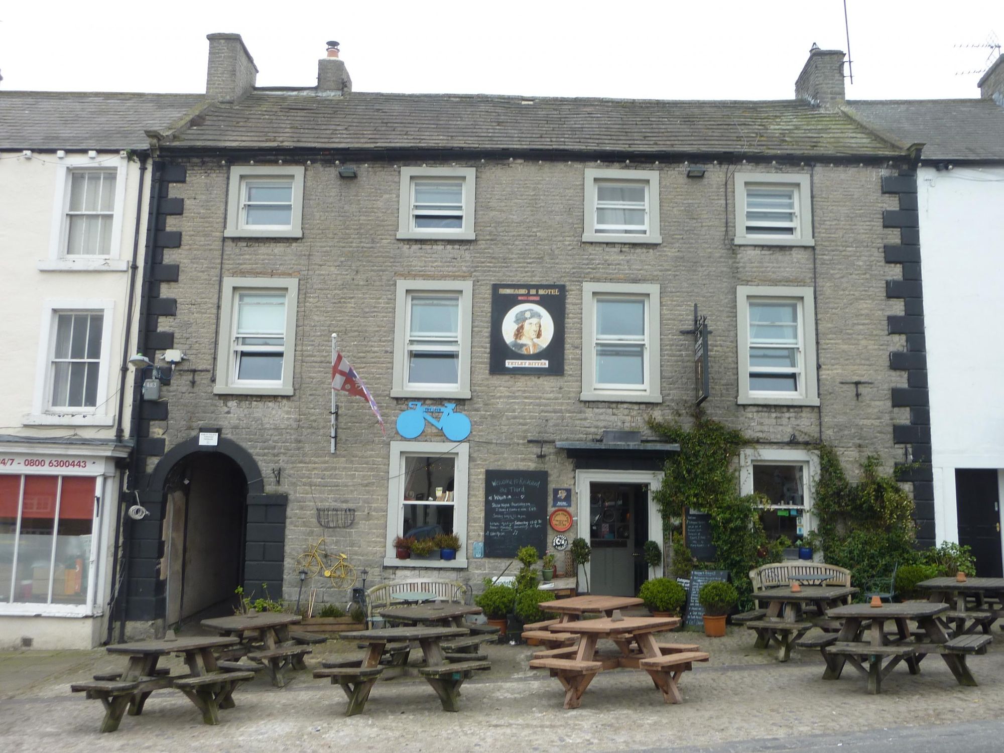 Richard III Hotel, Middleham May 2022. (Pub, External). Published on 29-06-2022