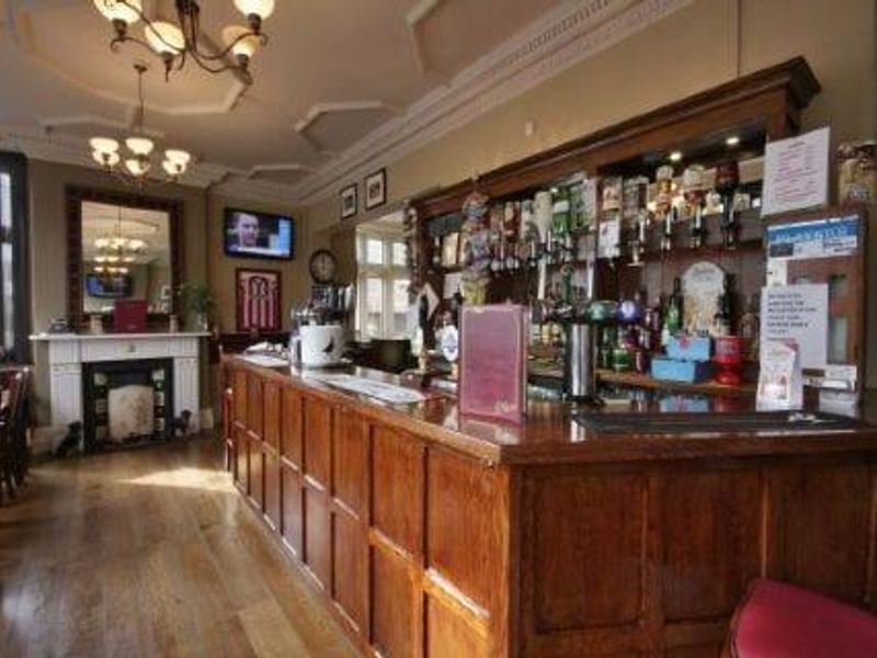 (Pub, Bar). Published on 19-09-2020