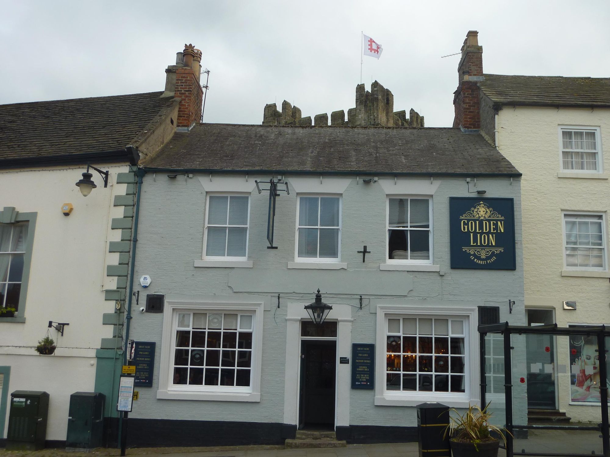 Golden Lion, Richmond May 2022. (Pub, External, Key). Published on 29-06-2022