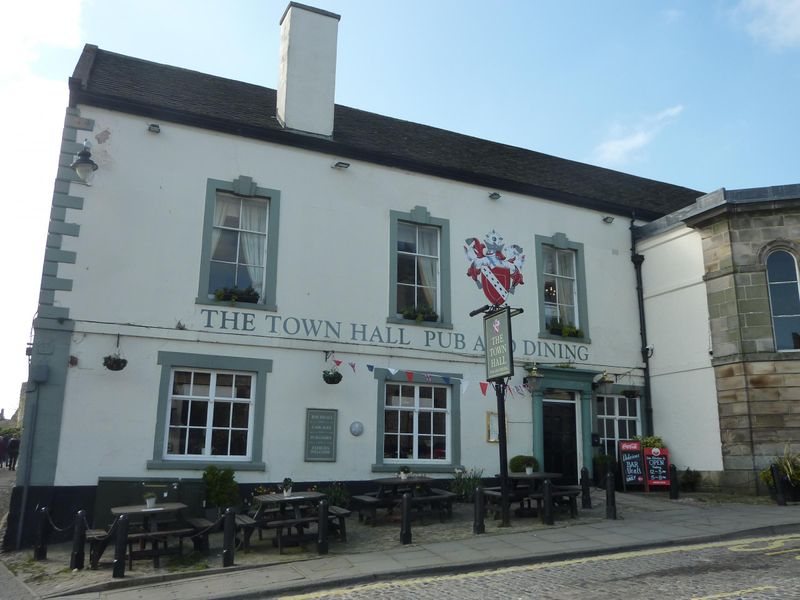 Town Hall, Richmond May 2022. (Pub, External, Key). Published on 29-06-2022