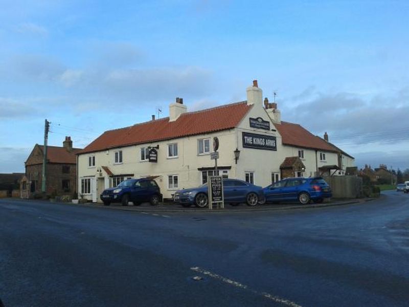 King's AArms, Sandhutton. (Pub, External). Published on 05-02-2014