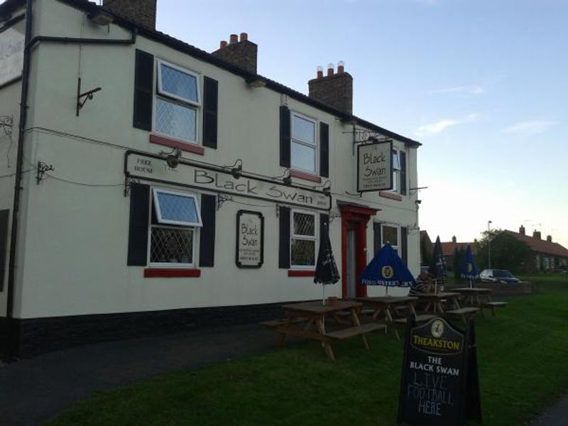 Black Swan, Norby, Thirsk. (Pub, External). Published on 18-10-2013
