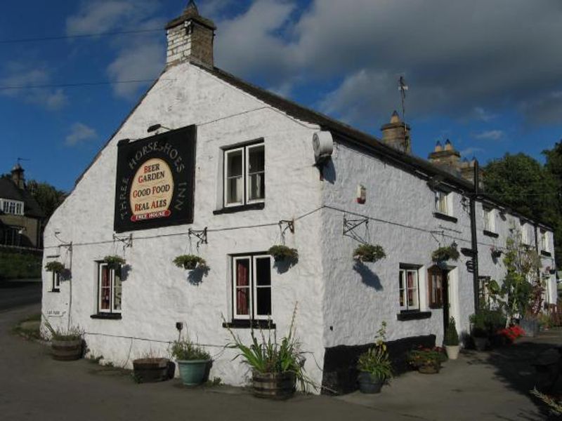Three Horse Shoes, Wensley. (Pub, External). Published on 06-11-2013