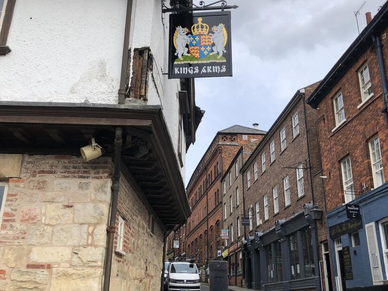 (External, Sign). Published on 18-04-2023 