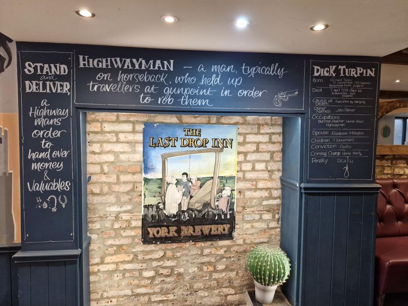 Steve Gorton. (Pub). Published on 09-04-2026 