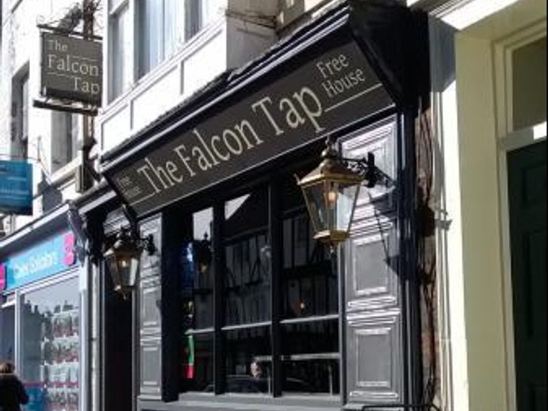 (Pub, External, Sign). Published on 27-03-2015
