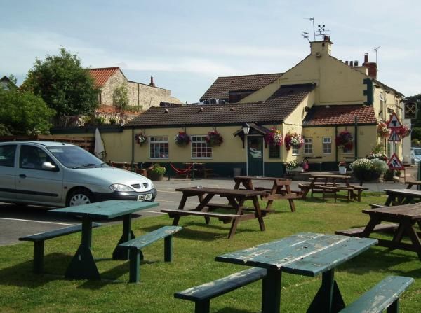(Pub, Garden). Published on 09-08-2015