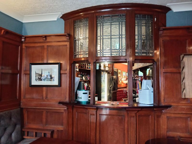 (Pub, Bar). Published on 17-06-2026 