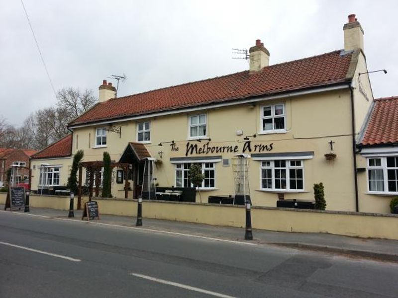 (Pub, External, Sign). Published on 13-04-2014