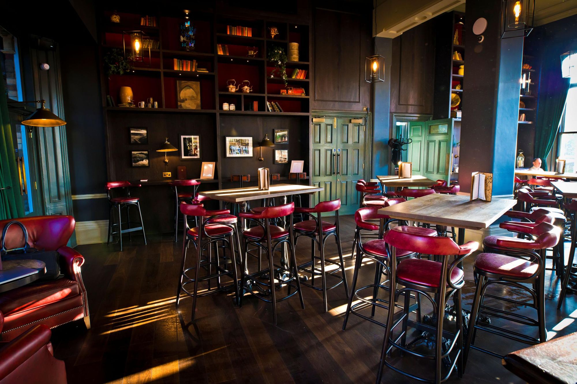 (Pub, Bar). Published on 09-01-2025