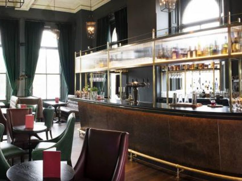 (Pub, Bar, Key). Published on 31-01-2016