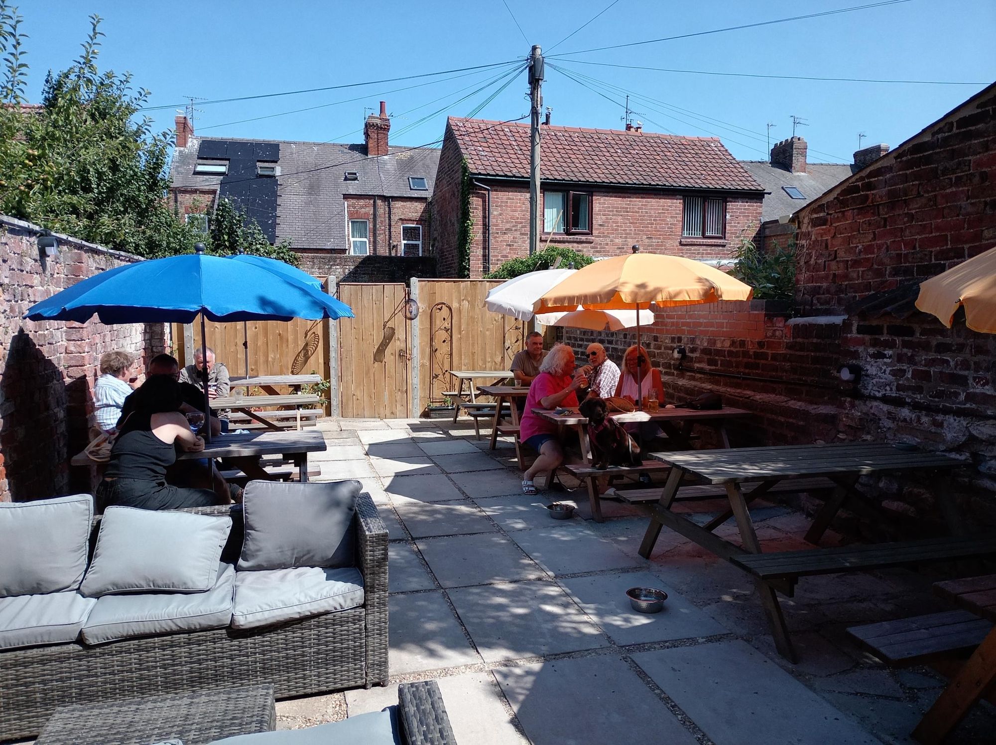 Suntrap beer garden. (Garden). Published on 12-07-2026